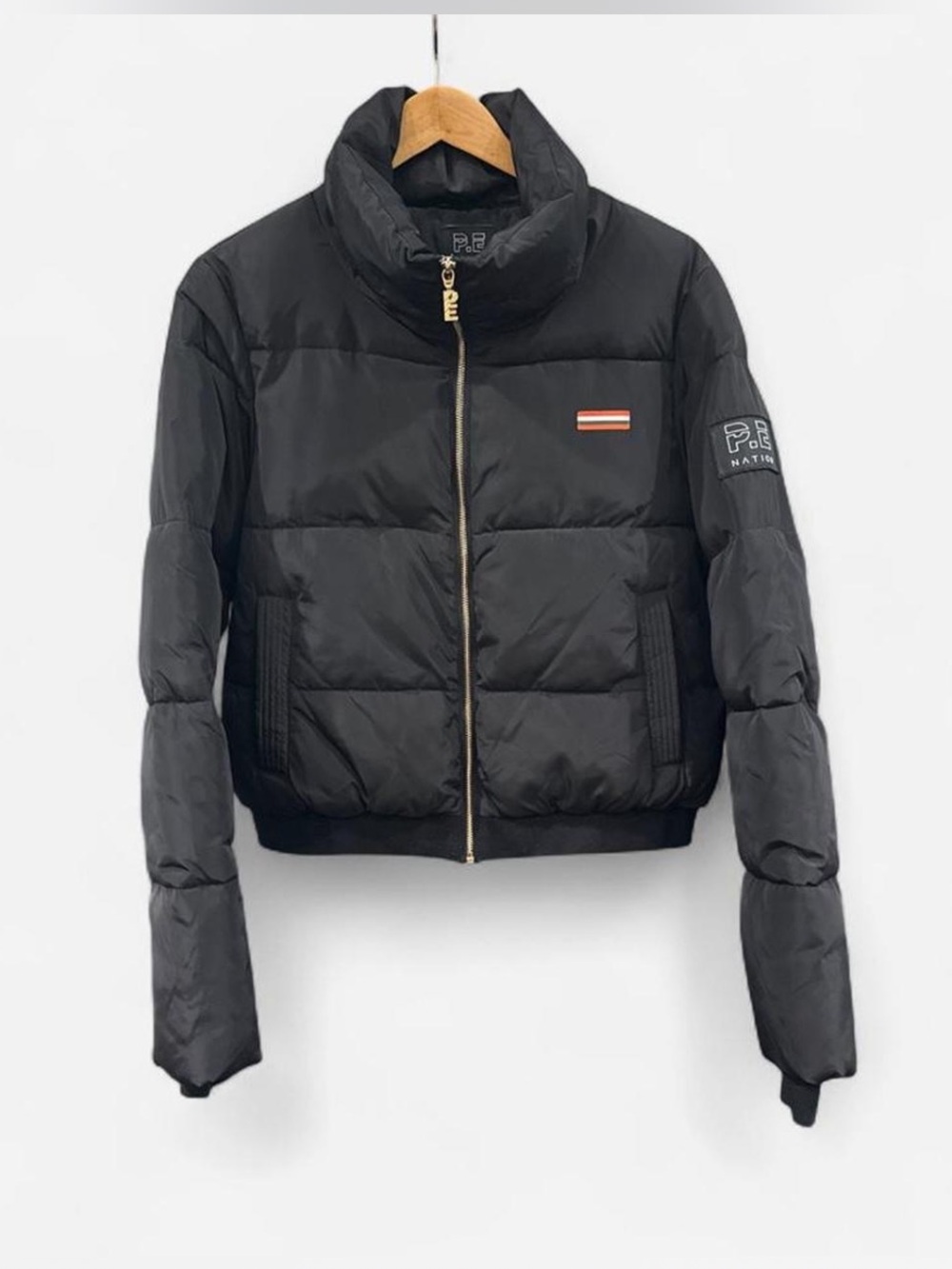 P.E Nation Black Cropped Puffer Jacket Gorpcore outdoors winter casual size M